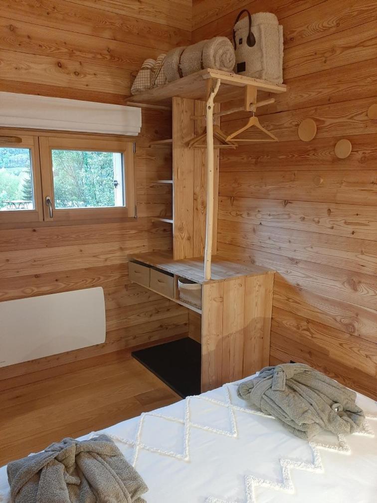 Petit Chalet Neuf Independant 2 Pers "La Cabane De Jean " Briançon Extérieur photo