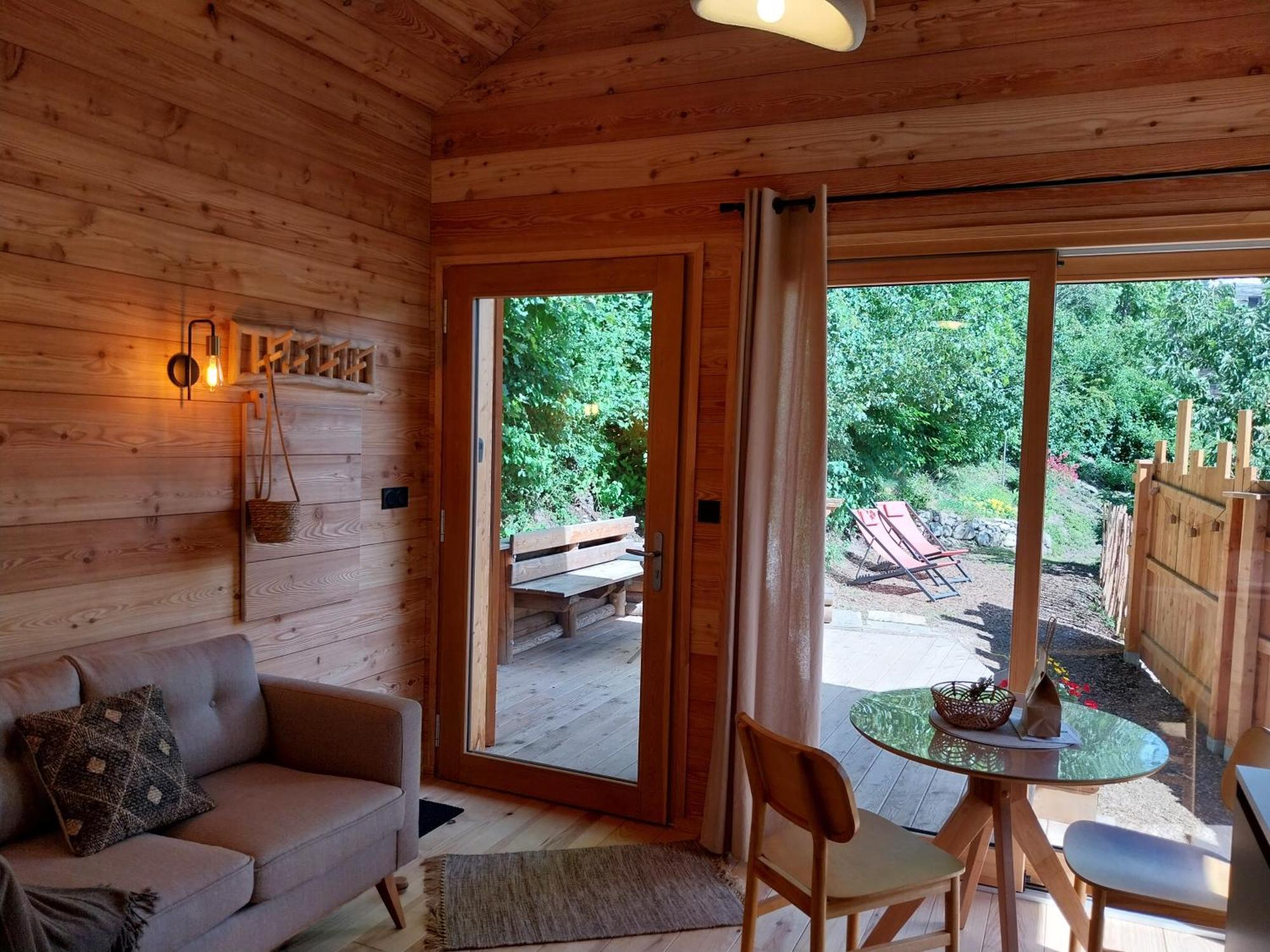 Petit Chalet Neuf Independant 2 Pers "La Cabane De Jean " Briançon Extérieur photo