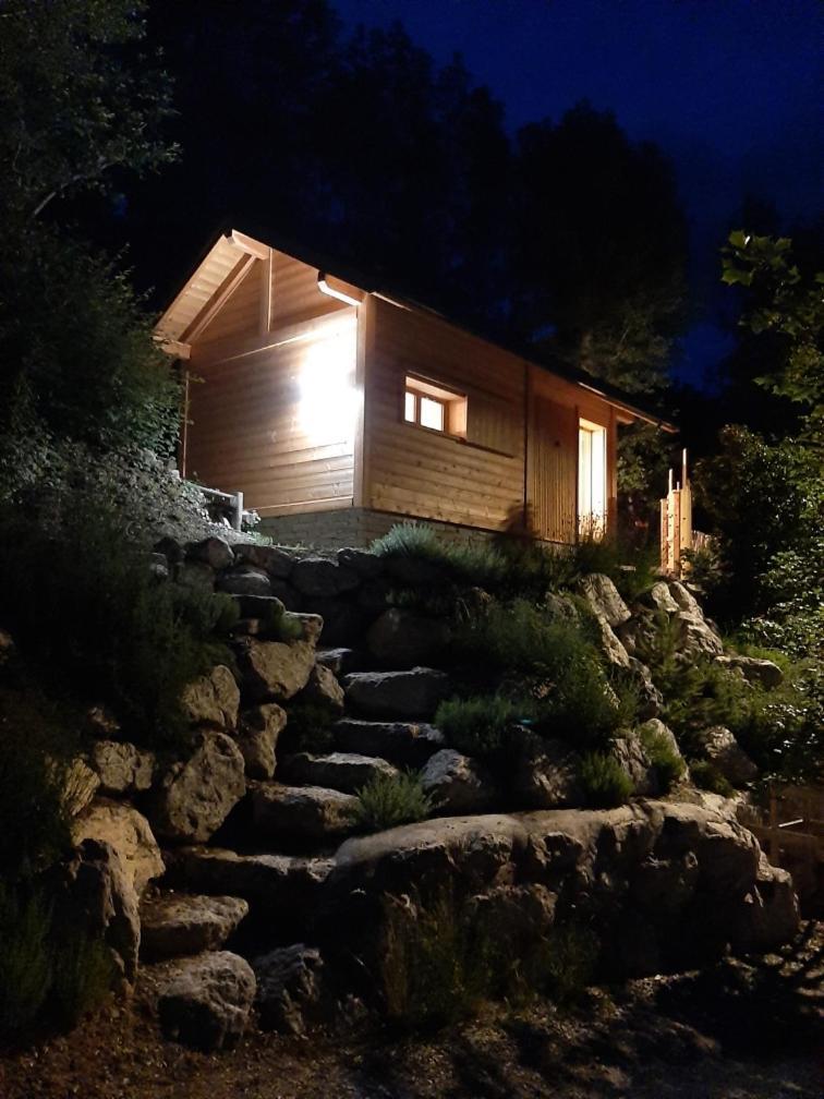 Petit Chalet Neuf Independant 2 Pers "La Cabane De Jean " Briançon Extérieur photo
