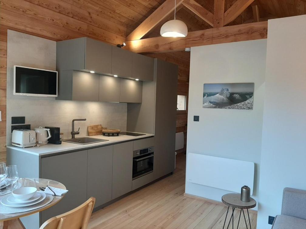 Petit Chalet Neuf Independant 2 Pers "La Cabane De Jean " Briançon Extérieur photo