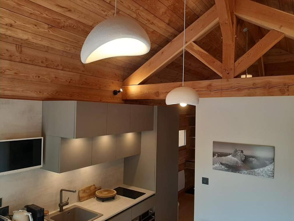 Petit Chalet Neuf Independant 2 Pers "La Cabane De Jean " Briançon Extérieur photo