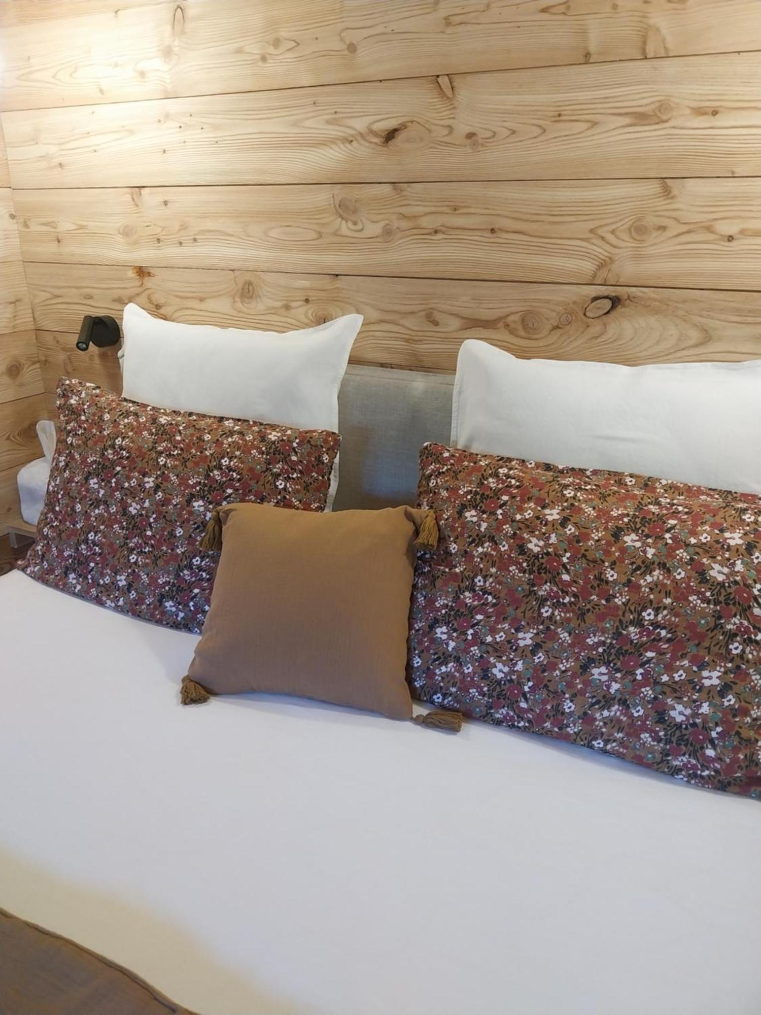 Petit Chalet Neuf Independant 2 Pers "La Cabane De Jean " Briançon Extérieur photo